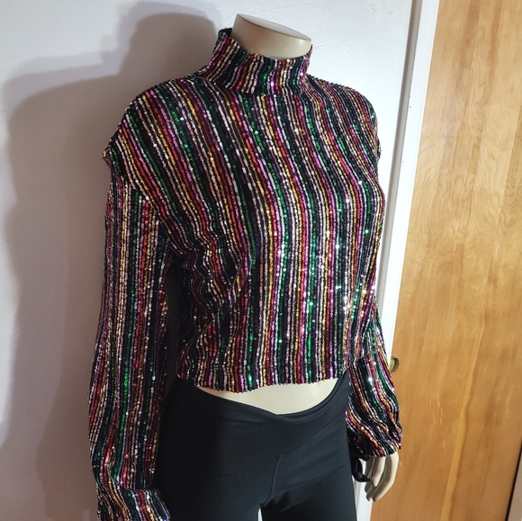 Free People Beautiful Colorful Sequin Crop Blouse Sz XS - Picture 2 of 7